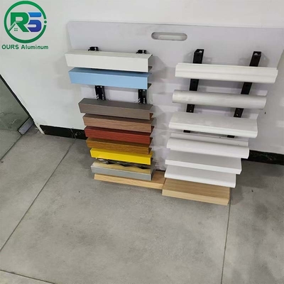 Moderno e semplice design 0,7-3,0 mm spessore pannelli di parete in alluminio per la decorazione popolare
